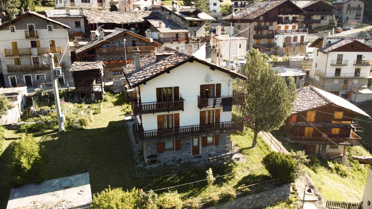 Relax & Sports -Cervinia- Maison Valtournenche Buitenkant foto
